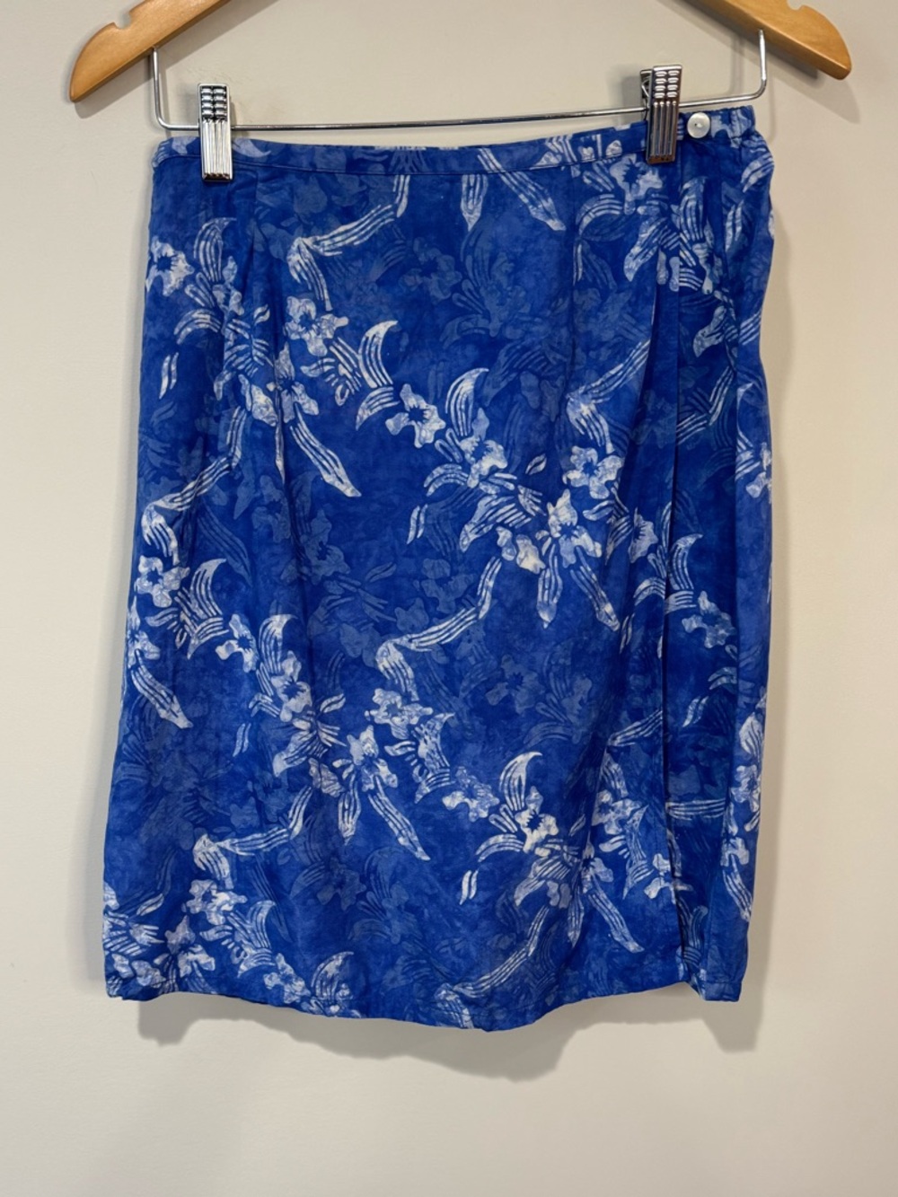 NTCO Nomadic Traders Women's Blue Floral Rayon Wrap Skirt Tropical Resort Boho M